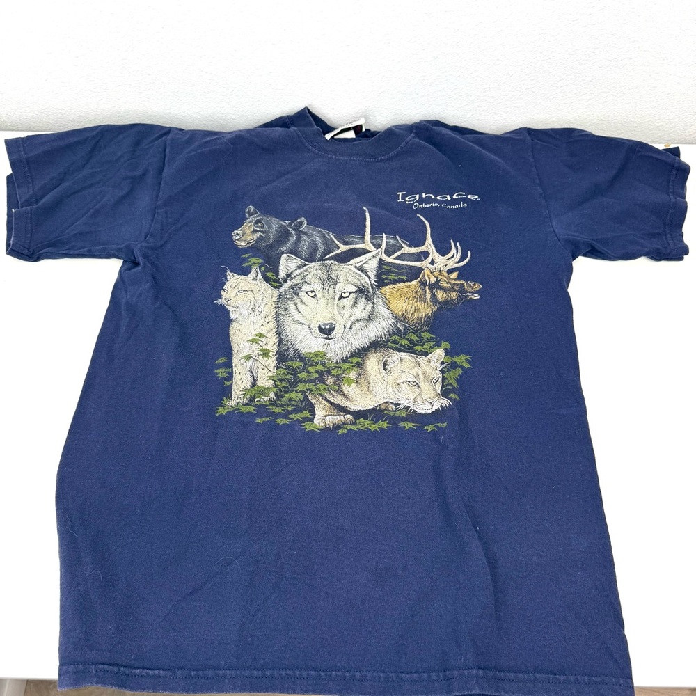 Vintage 90's Canada Northern Woods Men's Navy Wildlife Graphic Tee